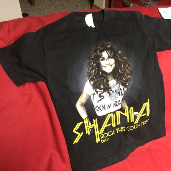 Ladies SHANIA TWAIN  concert tshirt - Picture 1 of 5